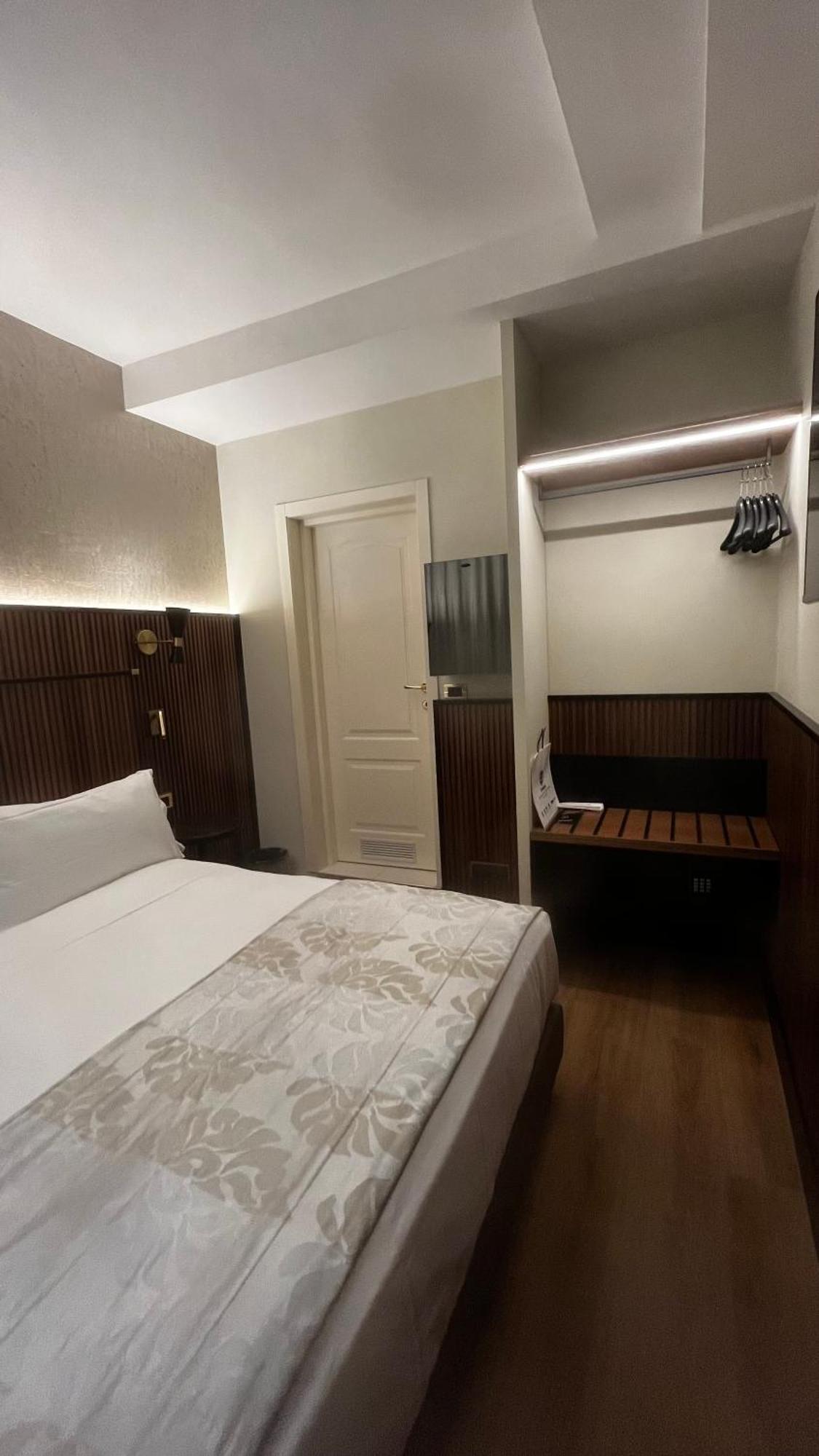 Hotel Zanhotel Tre Vecchi Bolonia