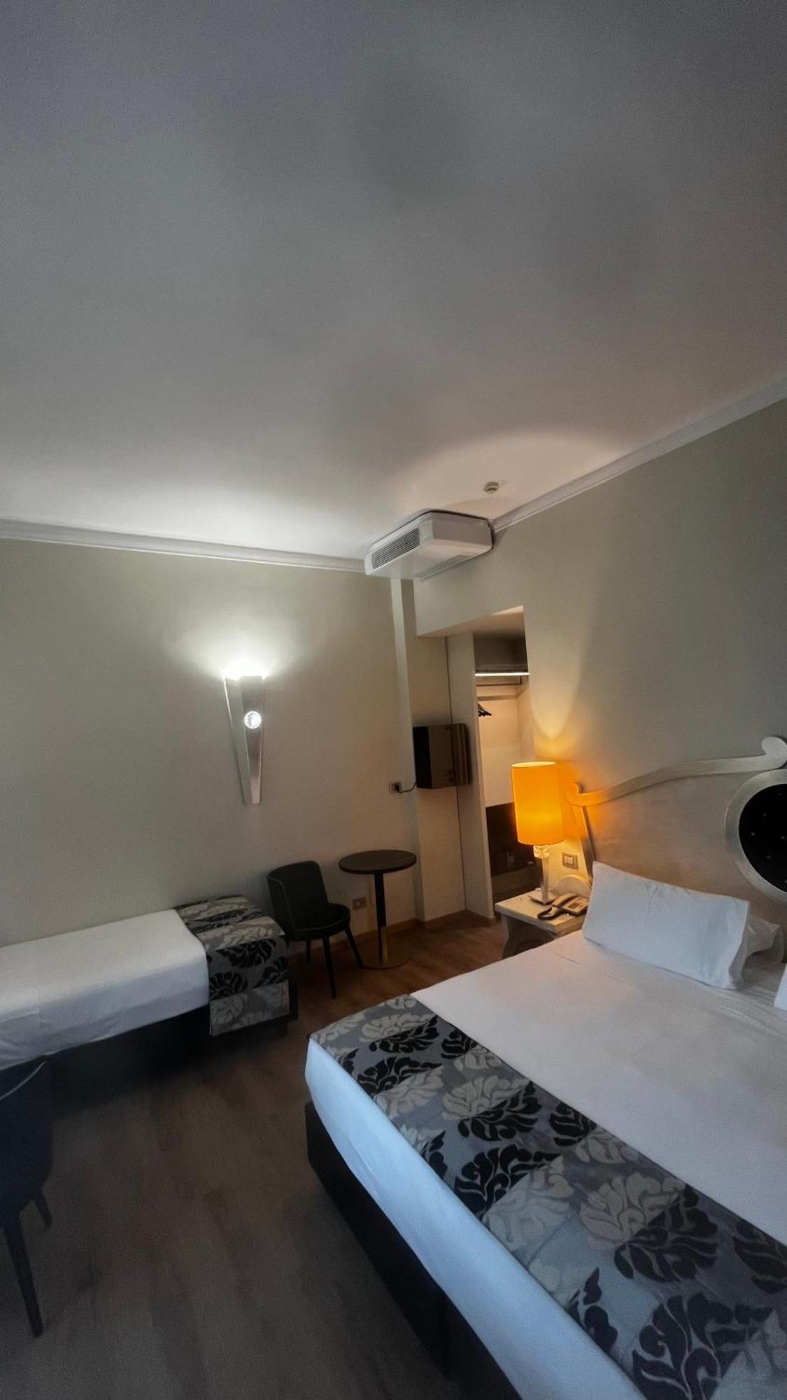 Zanhotel Tre Vecchi Bolonia