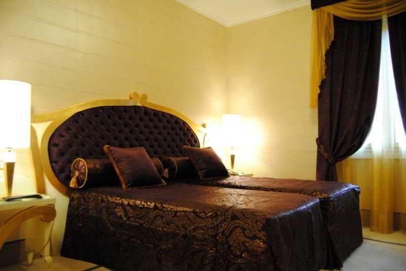 Zanhotel Tre Vecchi 4* Bolonia